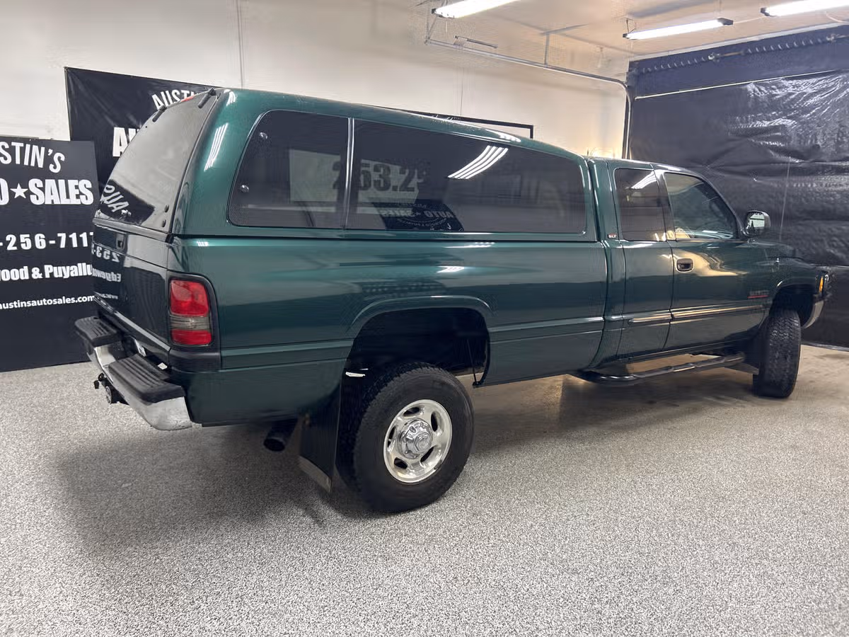 2002 Dodge Ram 2500 SLT Plus Extended Cab Image 6