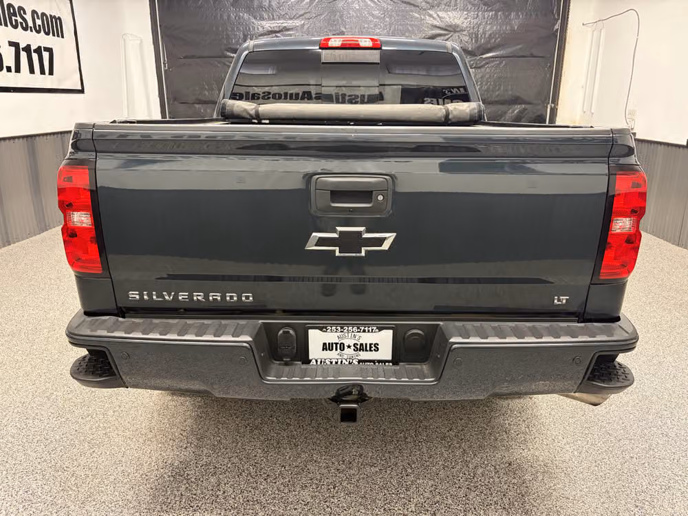 2017 Chevrolet Silverado 1500 LT Z71 Crew Cab Image 4