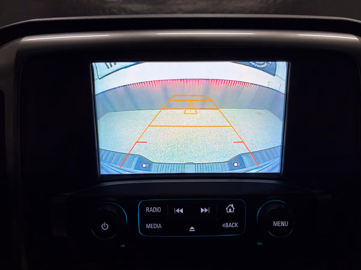 2017 Chevrolet Silverado 1500 LT Z71 Crew Cab Image 14
