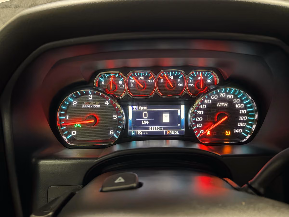 2017 Chevrolet Silverado 1500 LT Z71 Crew Cab Image 12