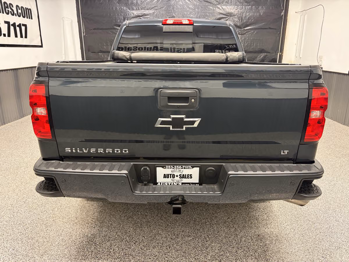 2017 Chevrolet Silverado 1500 LT Z71 Crew Cab Image 4