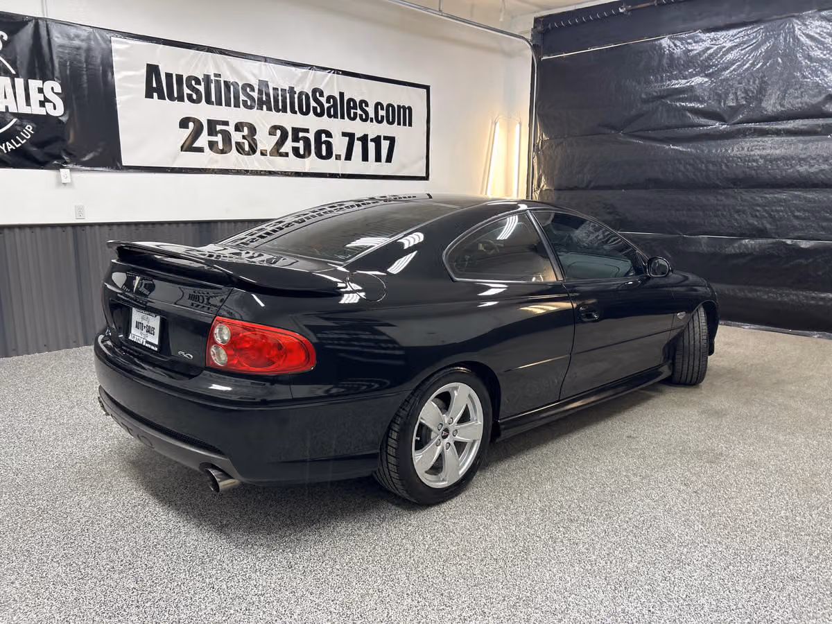 2005 Pontiac GTO Base Image 6