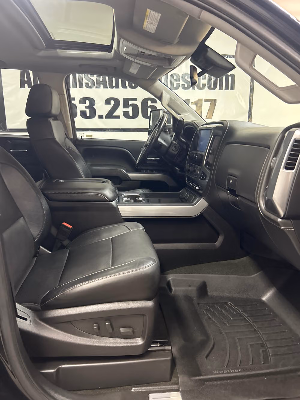 2015 Chevrolet Silverado 3500HD LTZ Crew Cab Image 13
