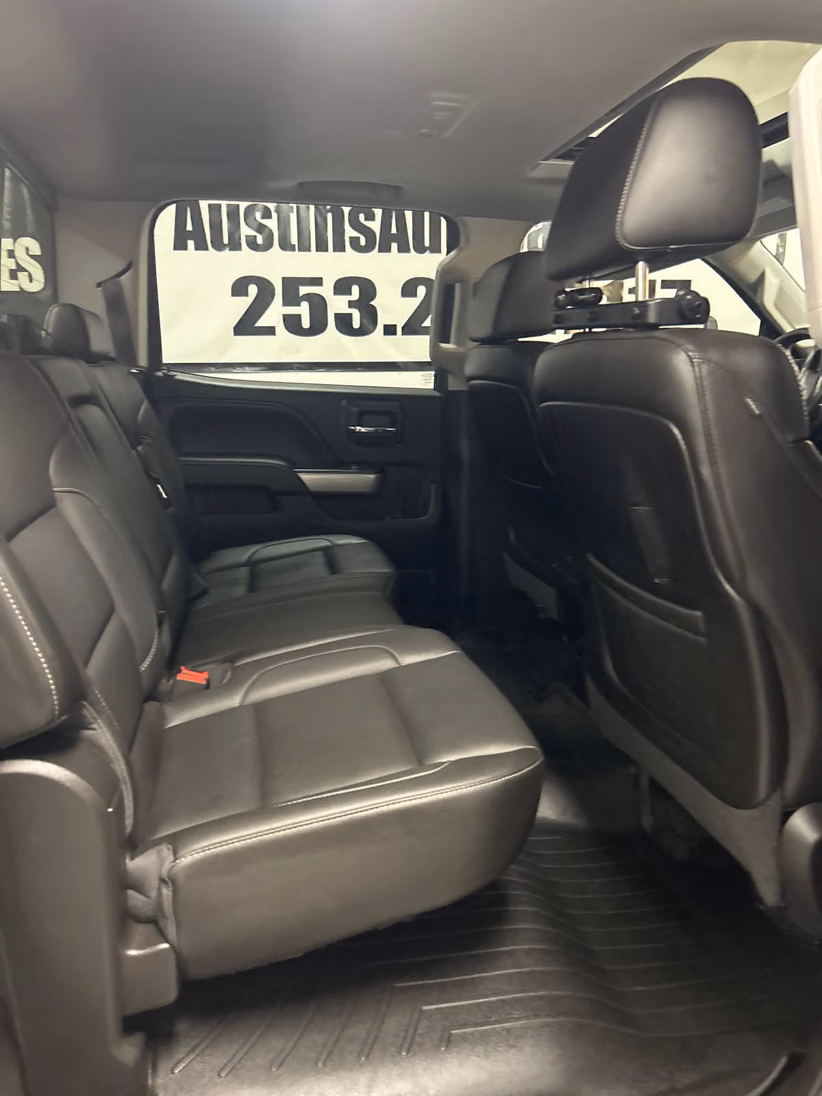 2015 Chevrolet Silverado 3500HD LTZ Crew Cab Image 12