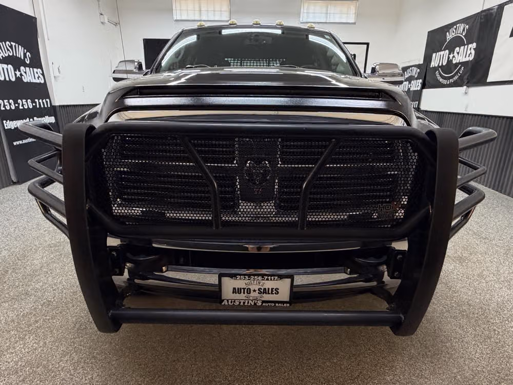 2011 Ram 3500 Laramie Crew Cab Image 5