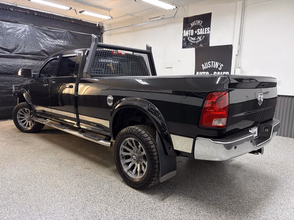 2011 Ram 3500 Laramie Crew Cab Image 8