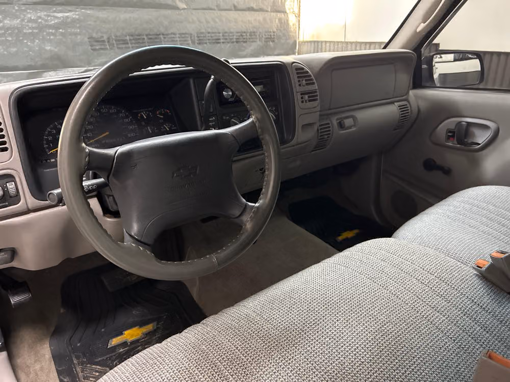 1997 Chevrolet C/K 1500 Series C1500 Cheyenne Extended Cab Image 10
