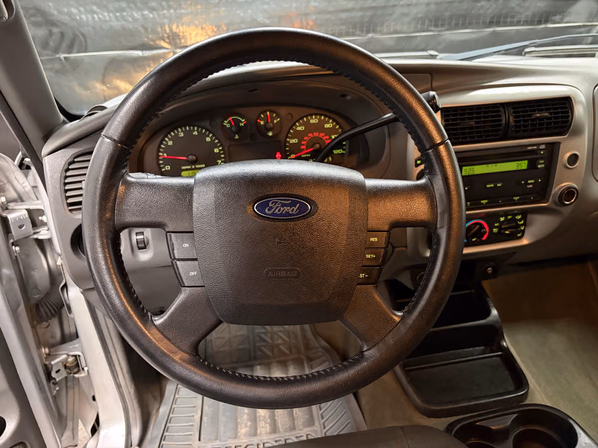 2011 Ford Ranger XLT SuperCab Image 11