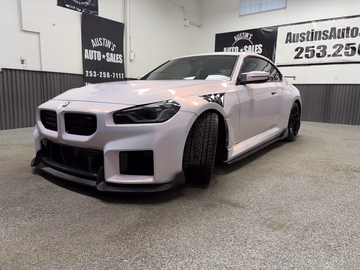 2024 BMW M2 Base Image 6