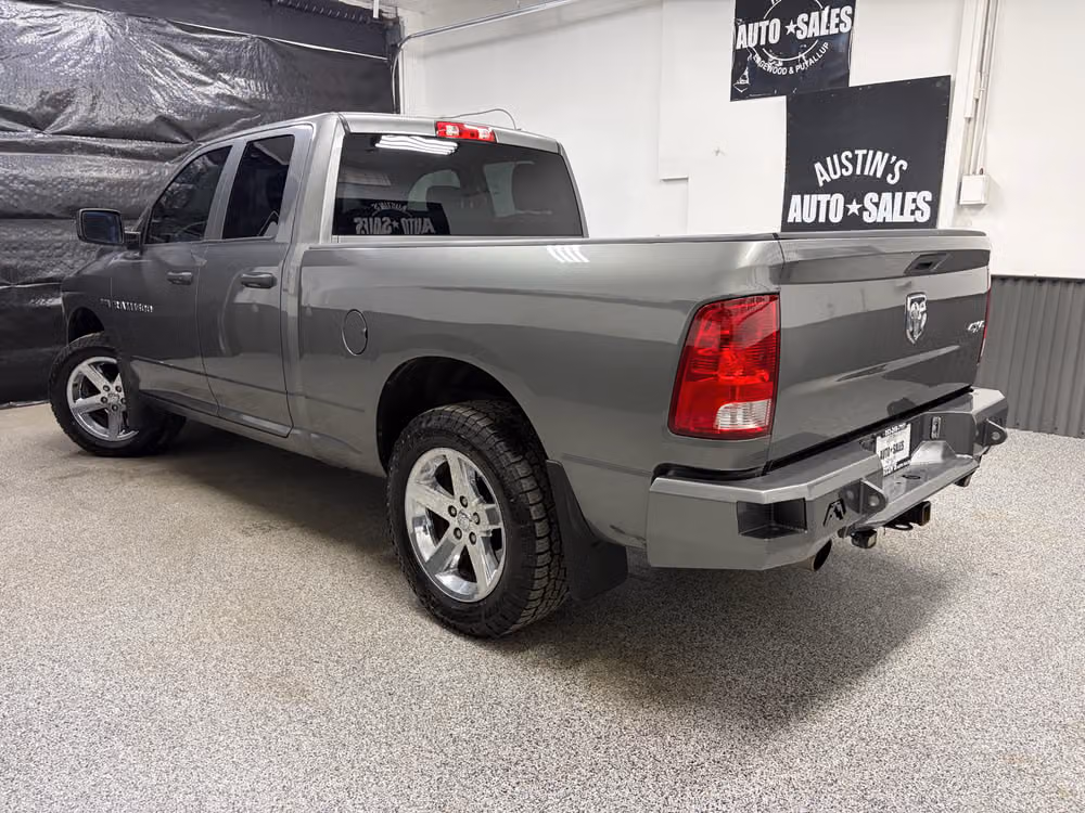 2012 Ram 1500 ST Quad Cab Image 8