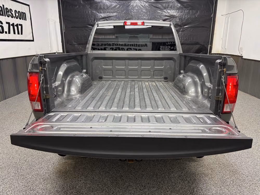 2012 Ram 1500 ST Quad Cab Image 18