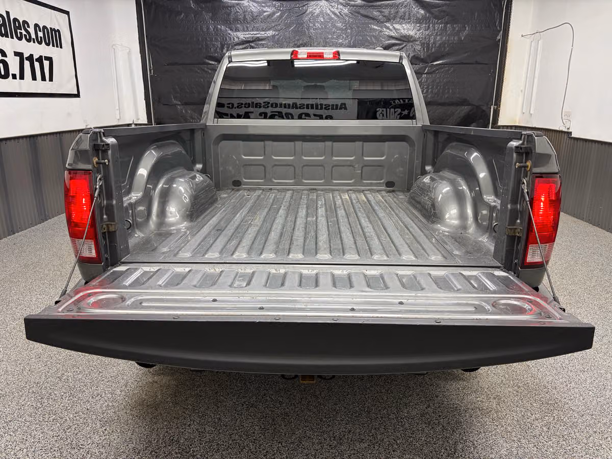 2012 Ram 1500 ST Quad Cab Image 18