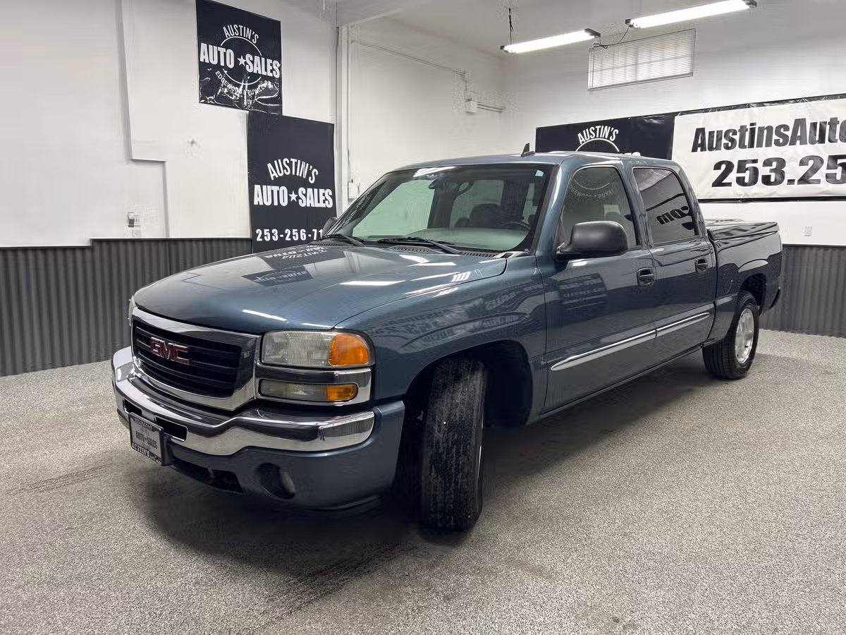 2006 GMC Sierra 1500 SLT Crew Cab Image 3