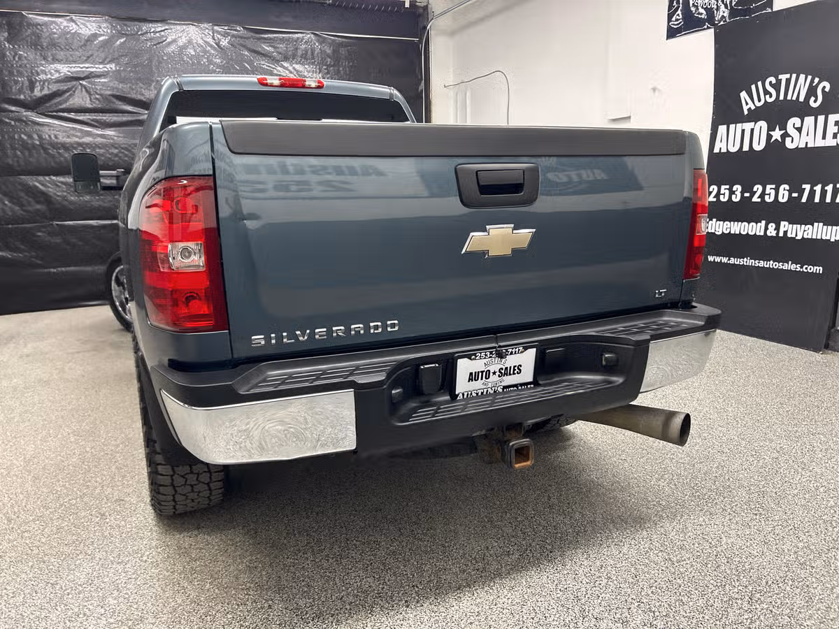 2008 Chevrolet Silverado 2500HD LT1 Crew Cab Image 5