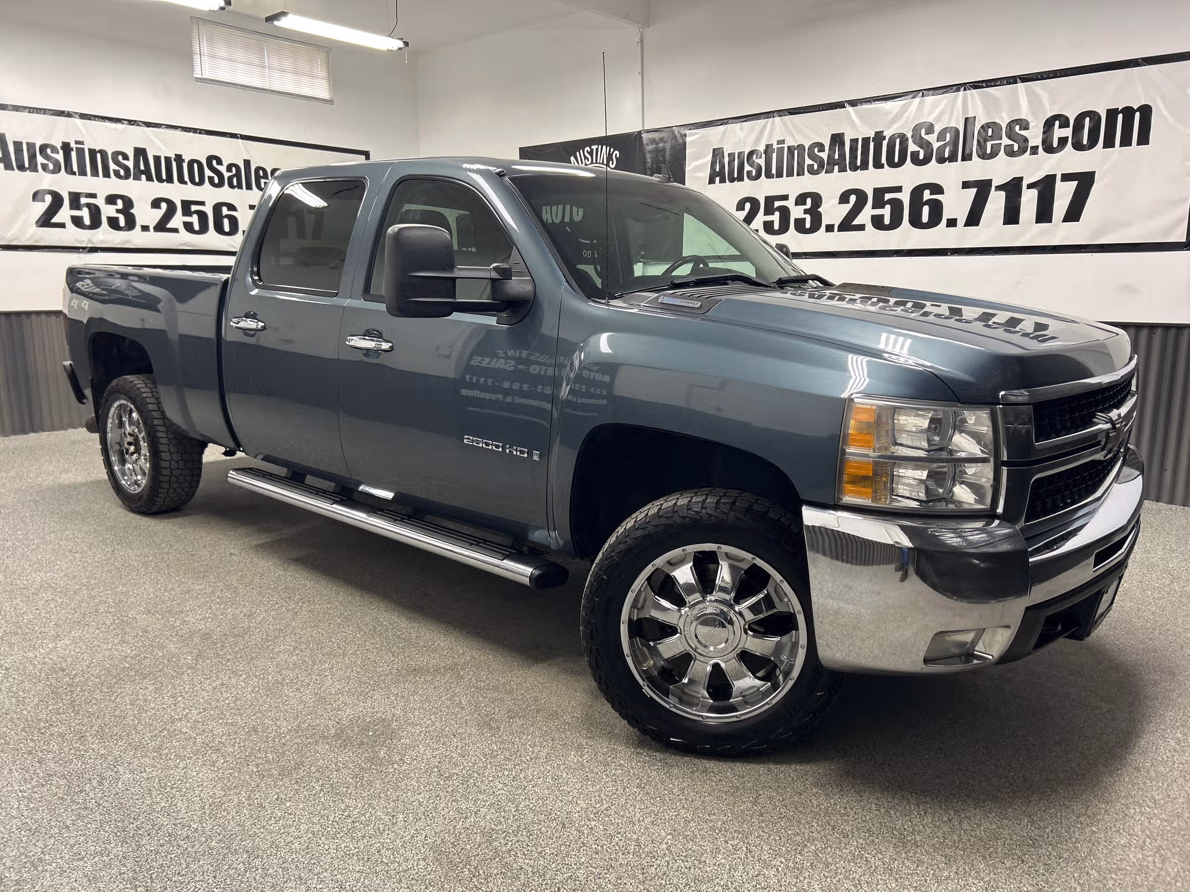 2008 Chevrolet Silverado 2500HD LT1 Crew Cab Image 1