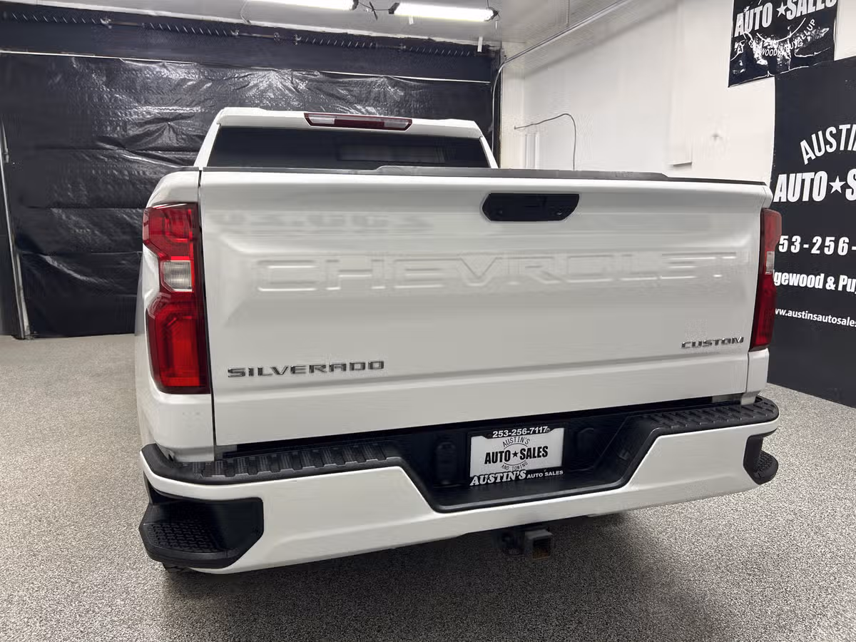 2020 Chevrolet Silverado 1500 Custom Crew Cab Image 5