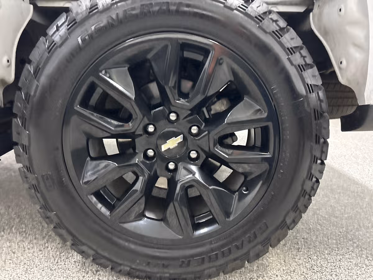 2020 Chevrolet Silverado 1500 Custom Crew Cab Image 7