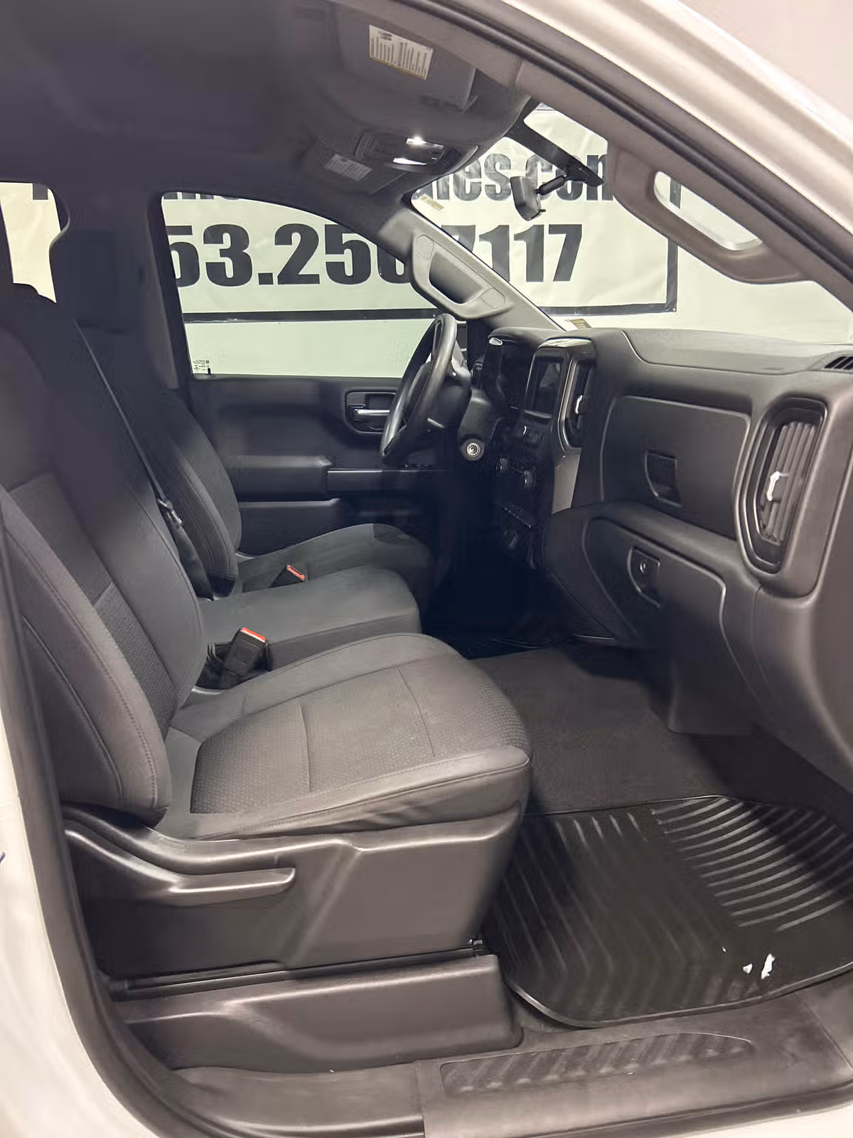 2020 Chevrolet Silverado 1500 Custom Crew Cab Image 13