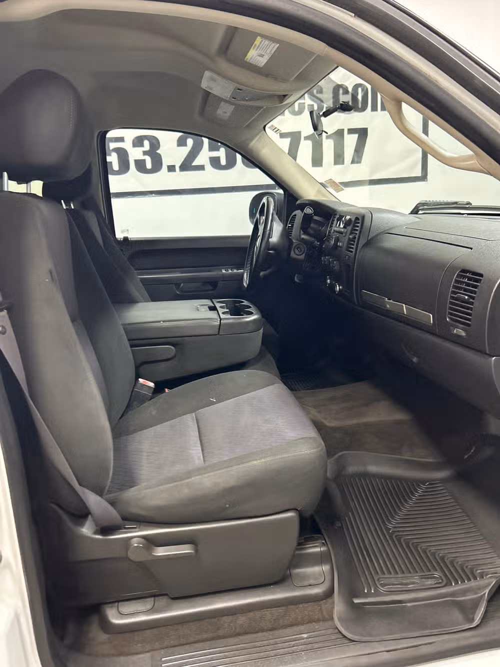 2011 Chevrolet Silverado 1500 LT Crew Cab Image 10
