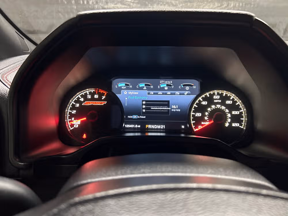 2016 Ford F-150 Lariat SuperCrew Image 15
