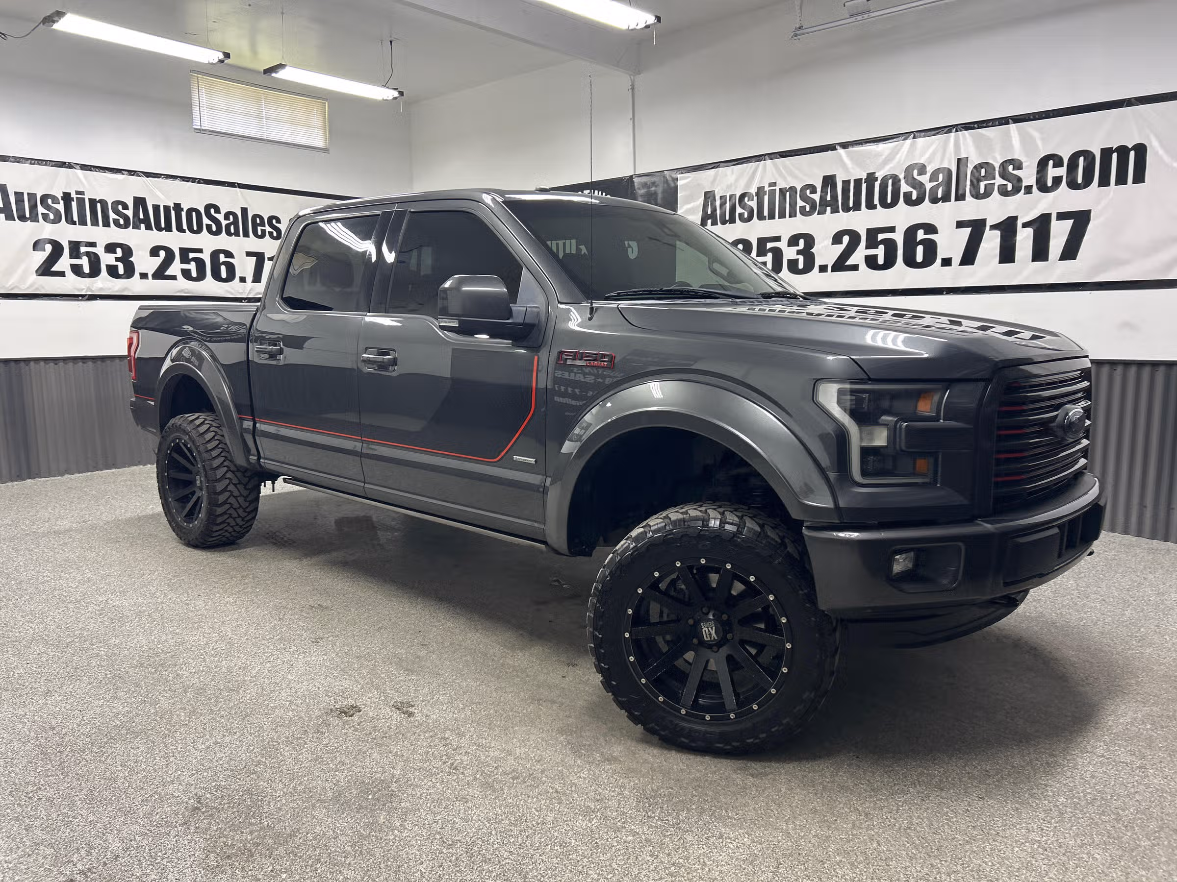 2016 Ford F-150 Lariat SuperCrew Image 1