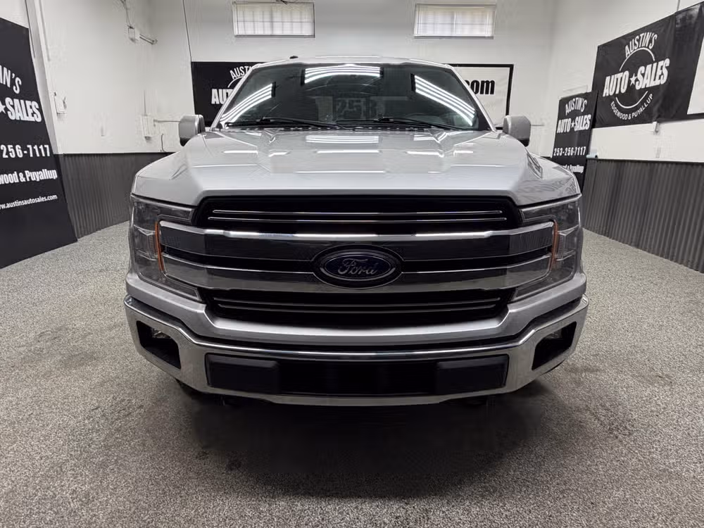 2018 Ford F-150 Lariat SuperCrew Lower Image 3