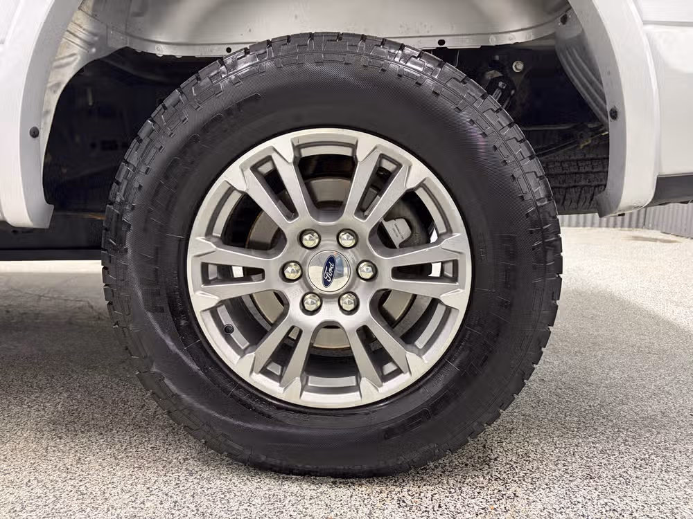 2018 Ford F-150 Lariat SuperCrew Image 9