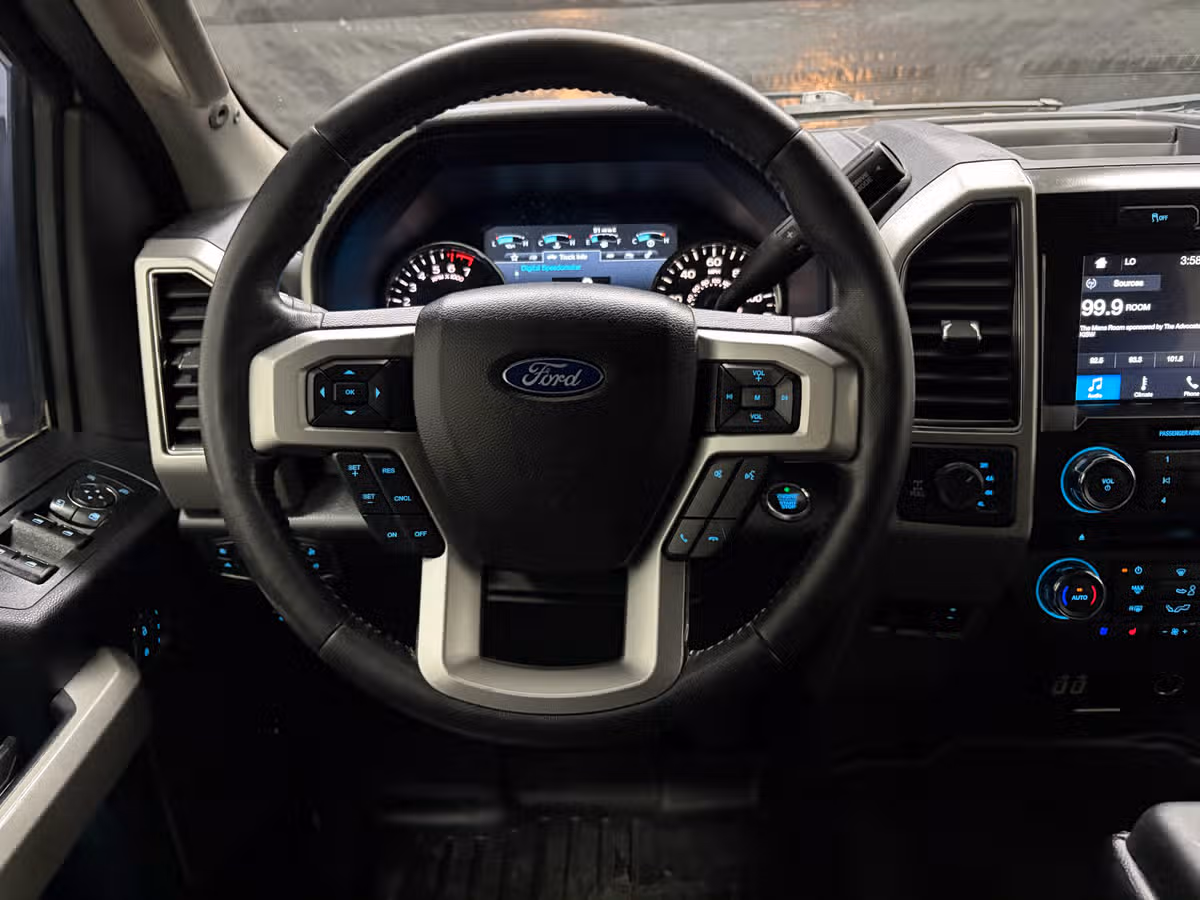 2018 Ford F-150 Lariat SuperCrew Image 11