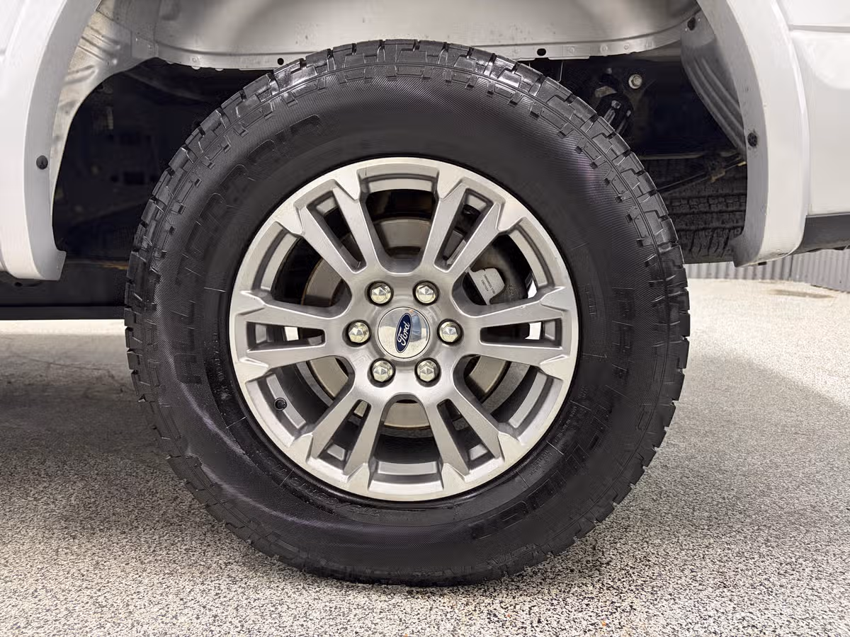 2018 Ford F-150 Lariat SuperCrew Image 9