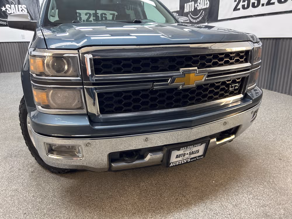 2014 Chevrolet Silverado 1500 LTZ Z71 Crew Cab Image 2