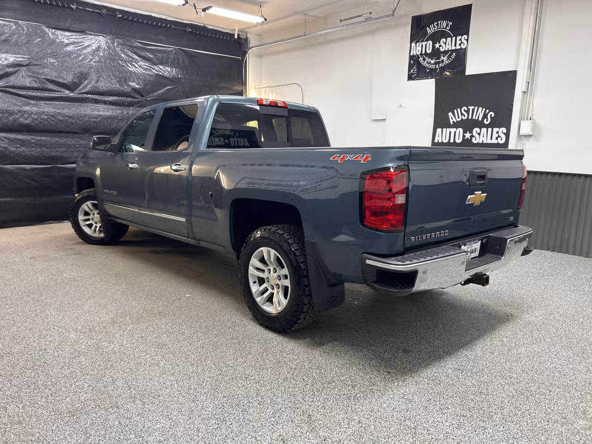 2014 Chevrolet Silverado 1500 LTZ Z71 Crew Cab Image 4