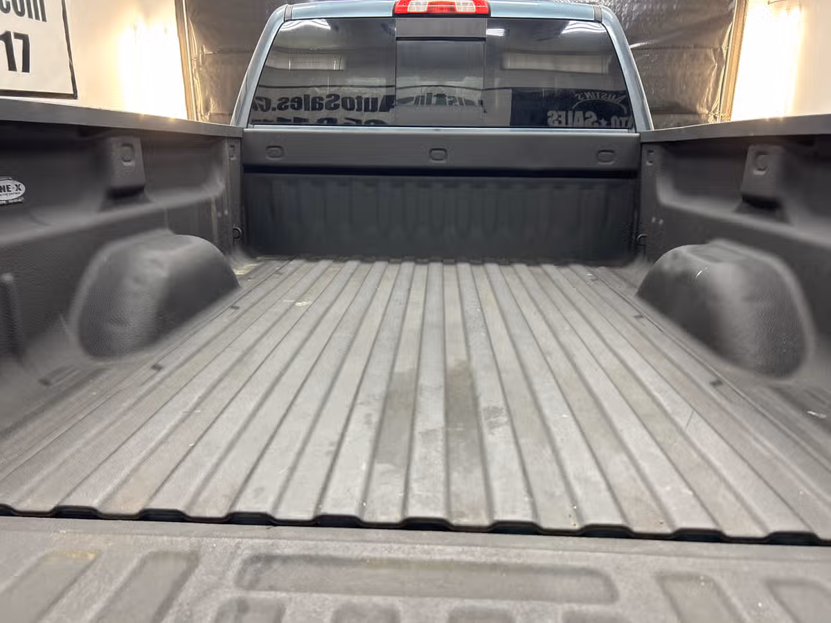 2014 Chevrolet Silverado 1500 LTZ Z71 Crew Cab Image 10