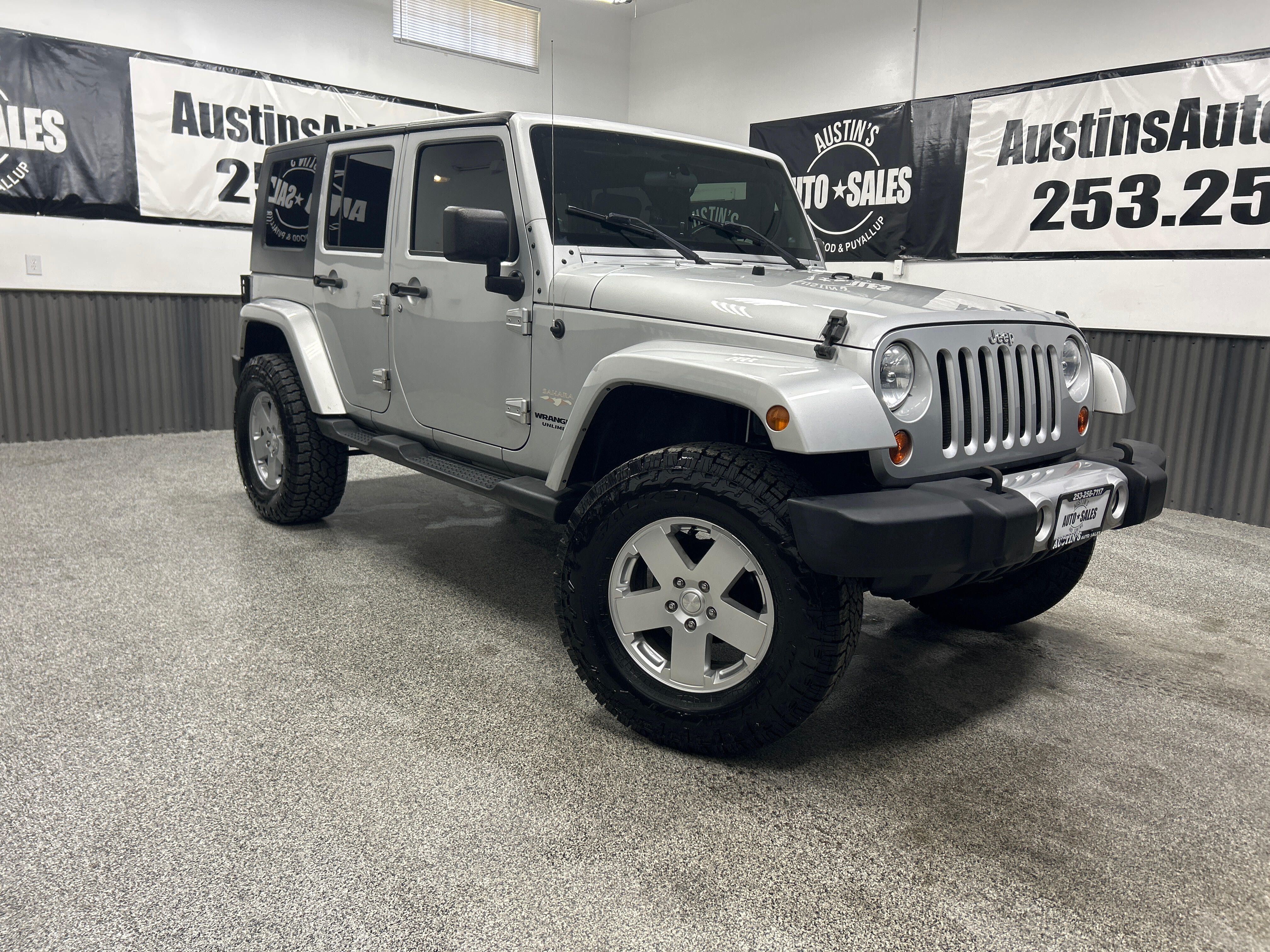 2010 Jeep Wrangler Unlimited Sahara 4WD SUV / Crossover Four-Wheel Drive