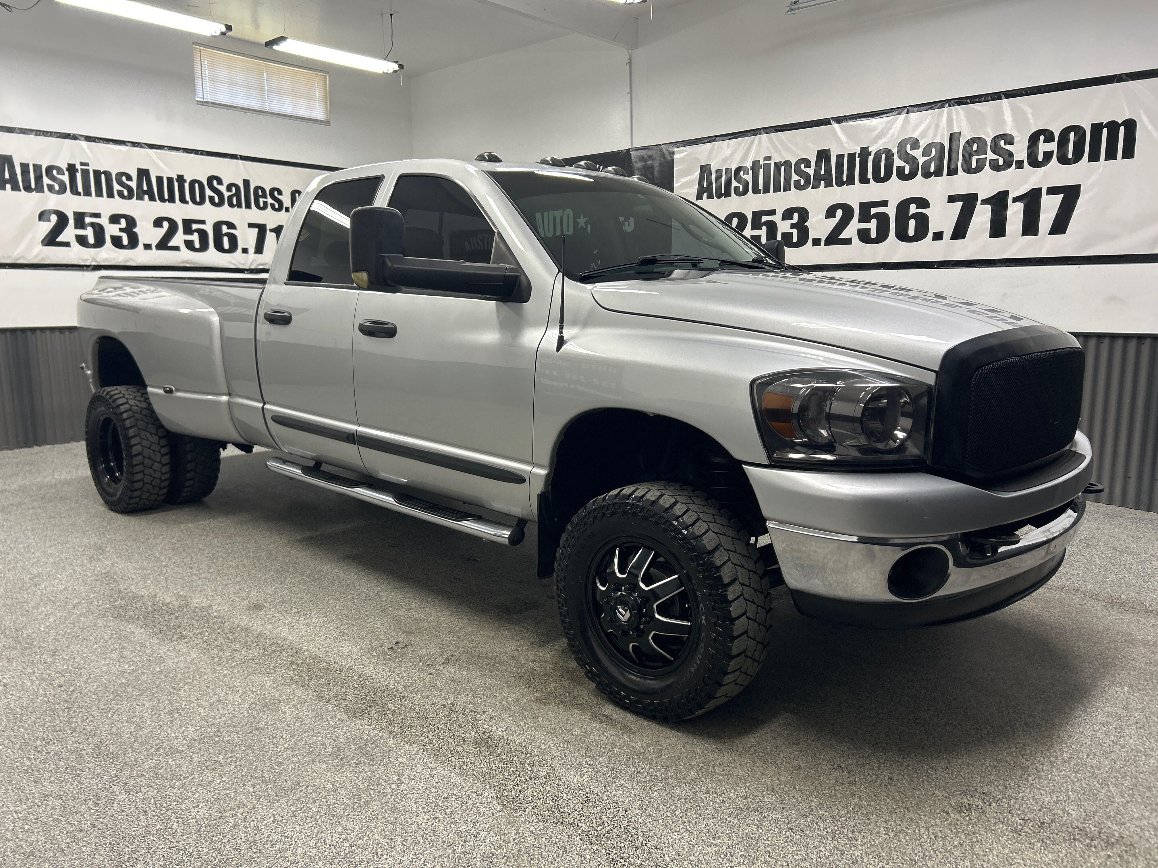  2007 Dodge RAM 3500 ST Quad Cab LB DRW 4WD Pickup Truck Four-Wheel Drive 