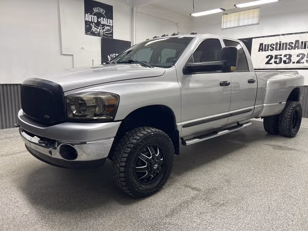 2007 Dodge Ram 3500 ST Quad Cab Image 3