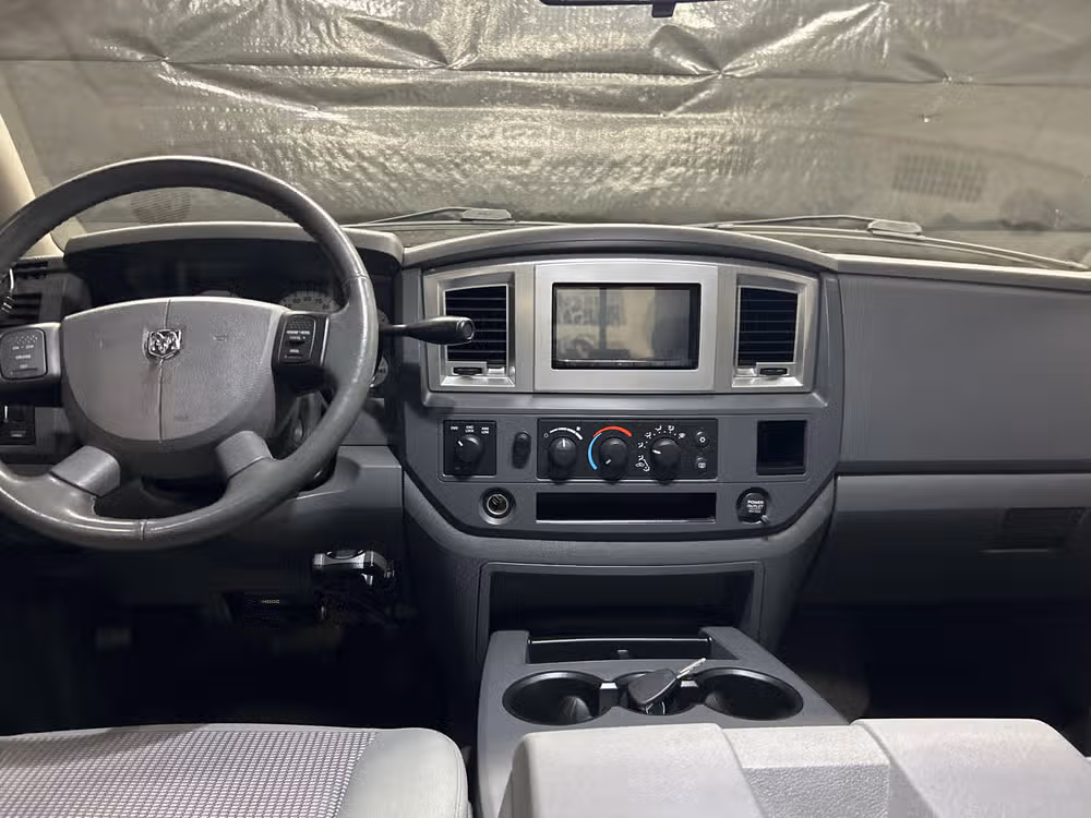 2007 Dodge Ram 3500 ST Quad Cab Image 11