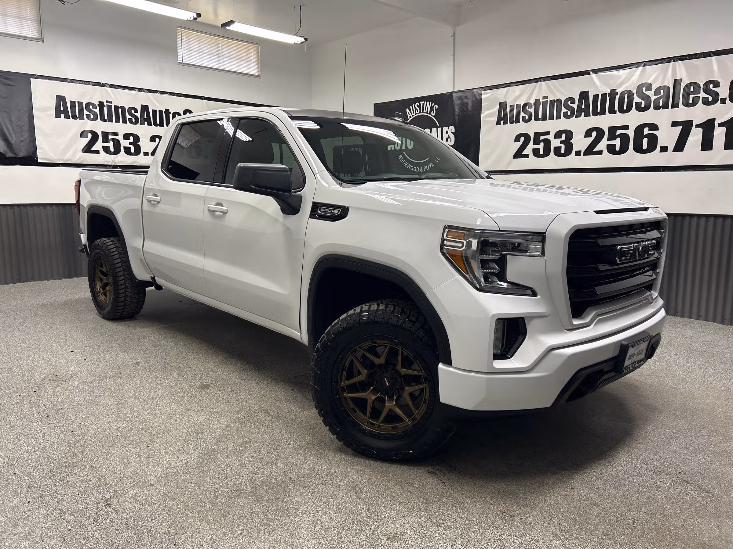 2019 GMC Sierra 1500 Elevation Crew Cab Image 1