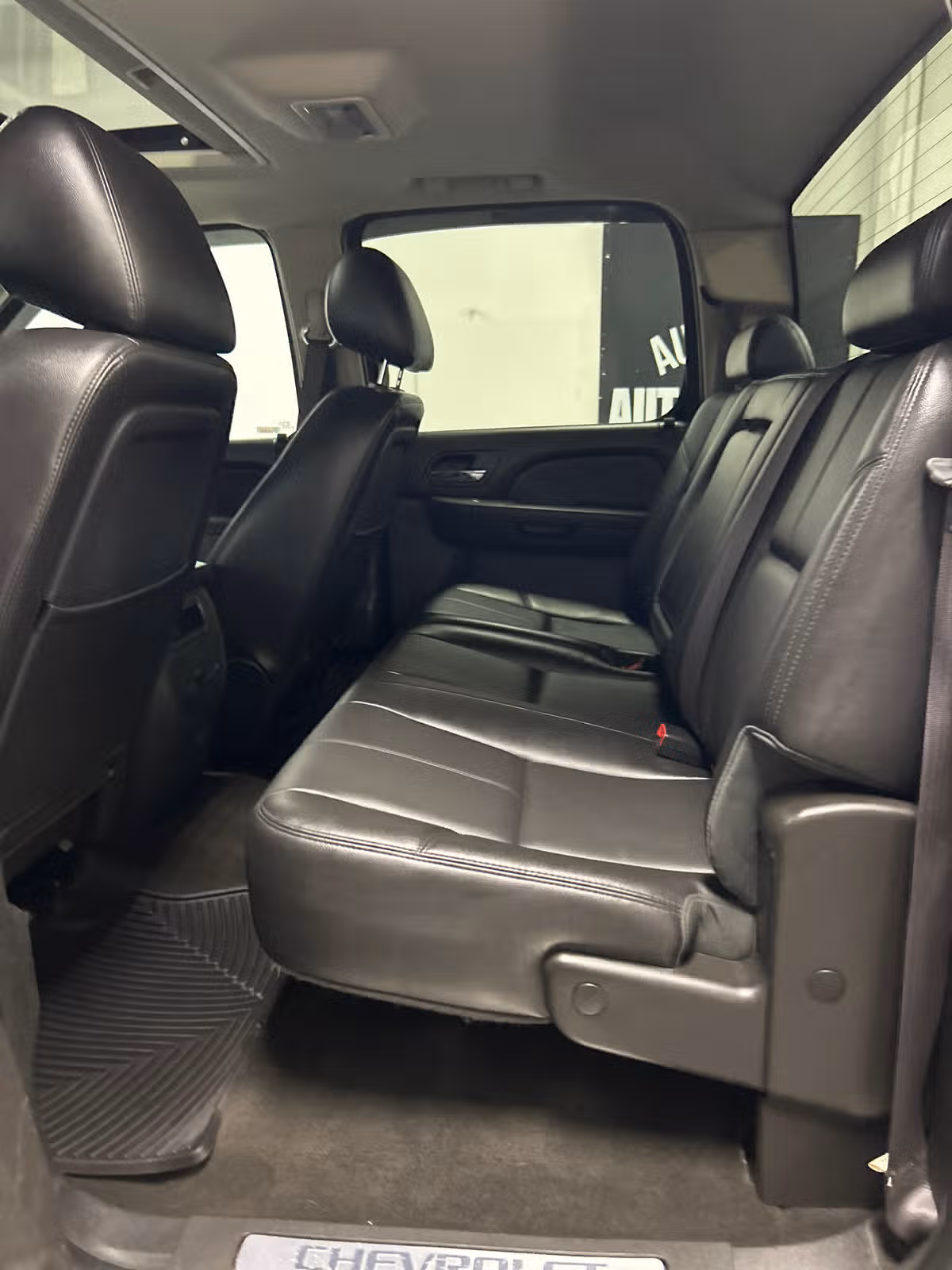 2012 Chevrolet Silverado 2500HD LTZ Crew Cab Image 10