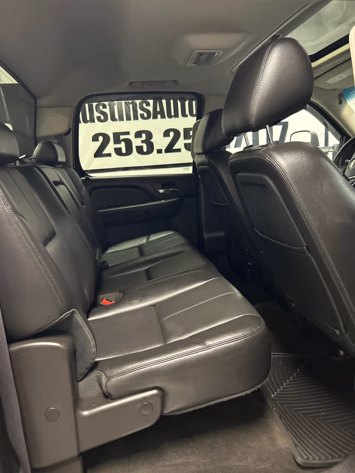 2012 Chevrolet Silverado 2500HD LTZ Crew Cab Image 12