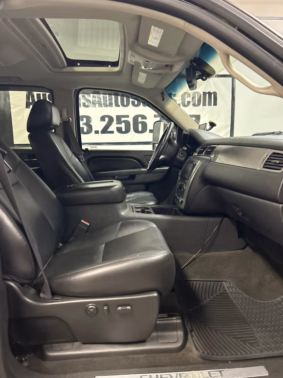 2012 Chevrolet Silverado 2500HD LTZ Crew Cab Image 13