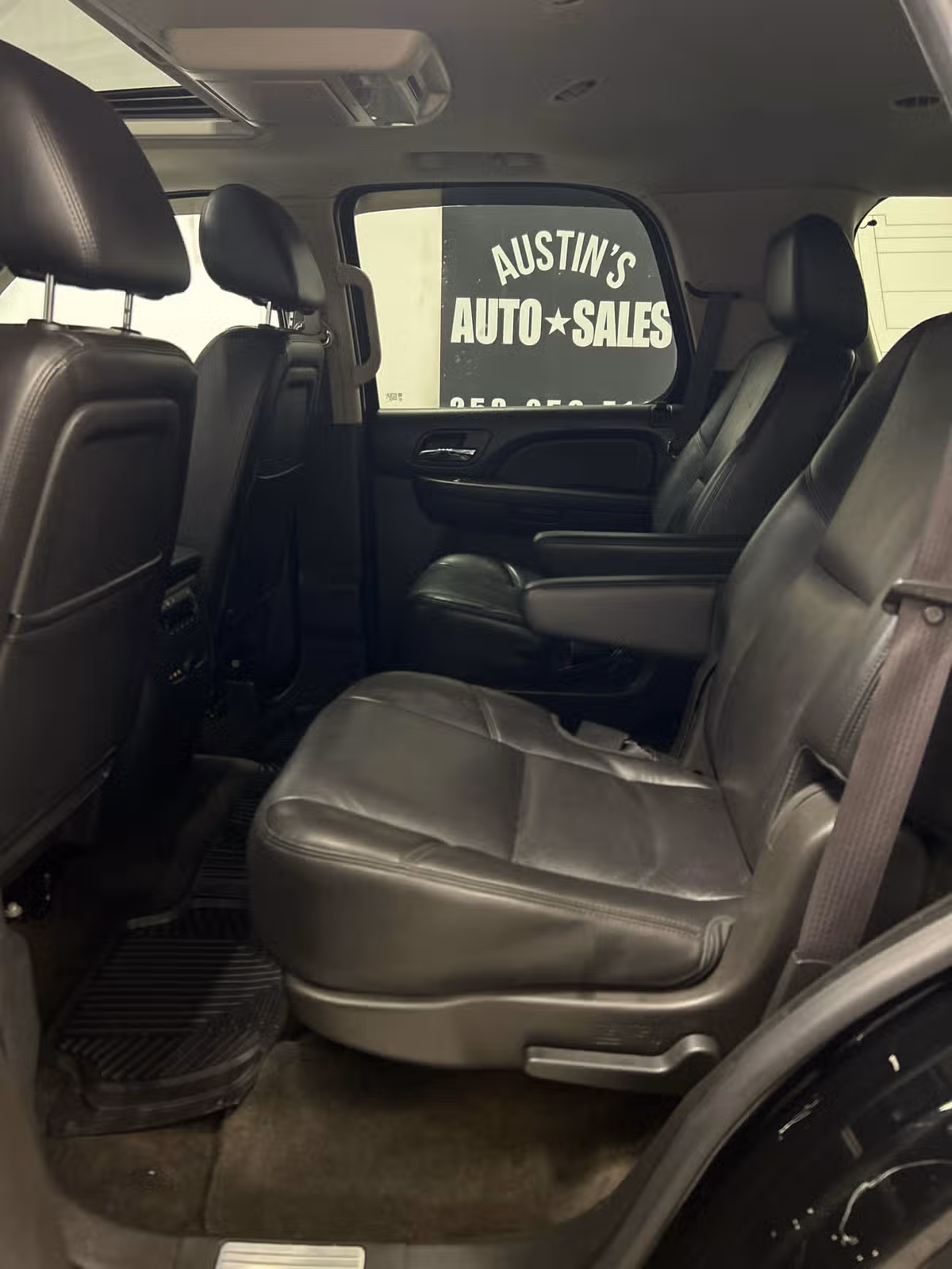 2014 Chevrolet Tahoe LTZ Image 10