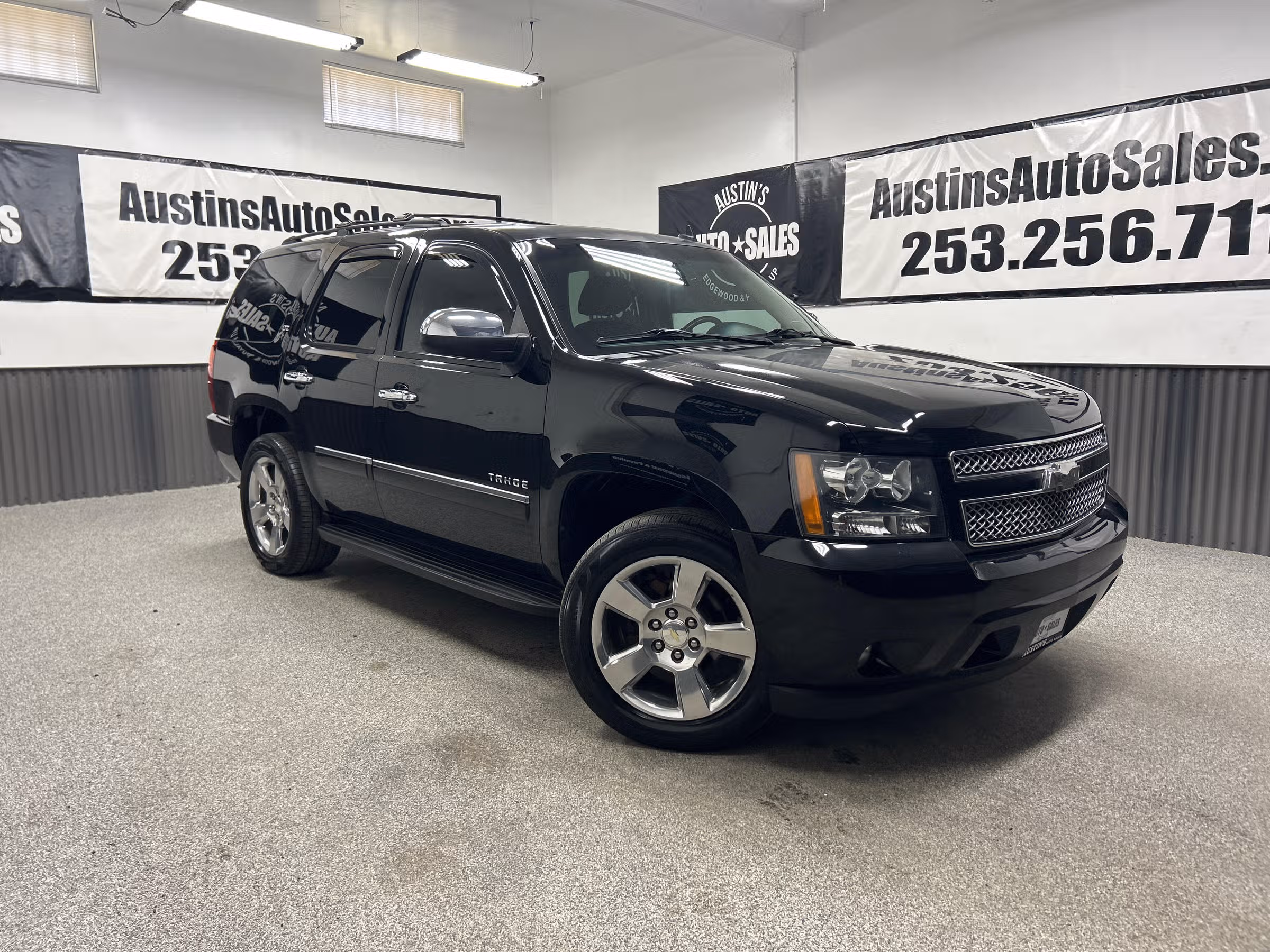 2014 Chevrolet Tahoe LTZ Image 1