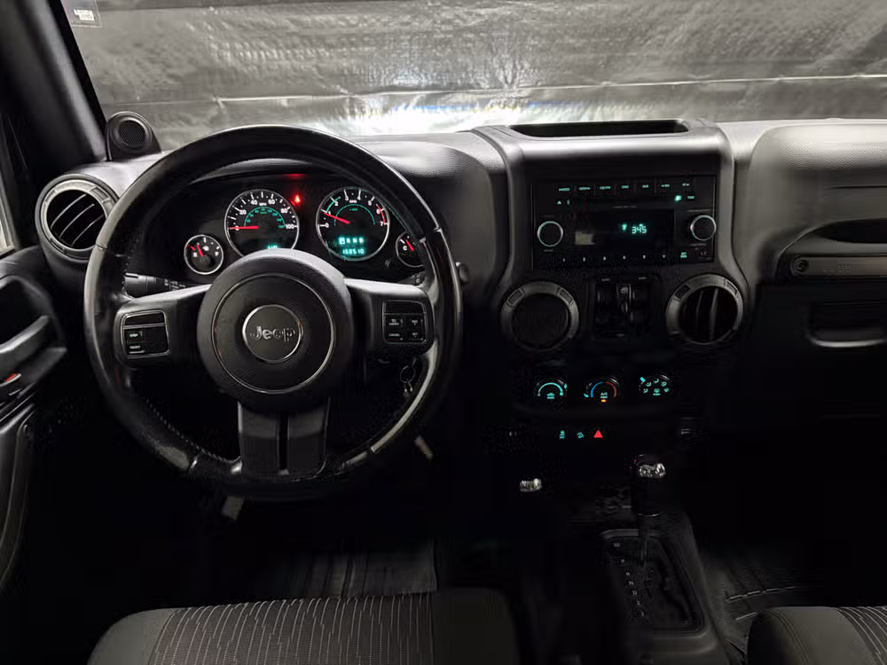 2011 Jeep Wrangler Unlimited Sport Image 10