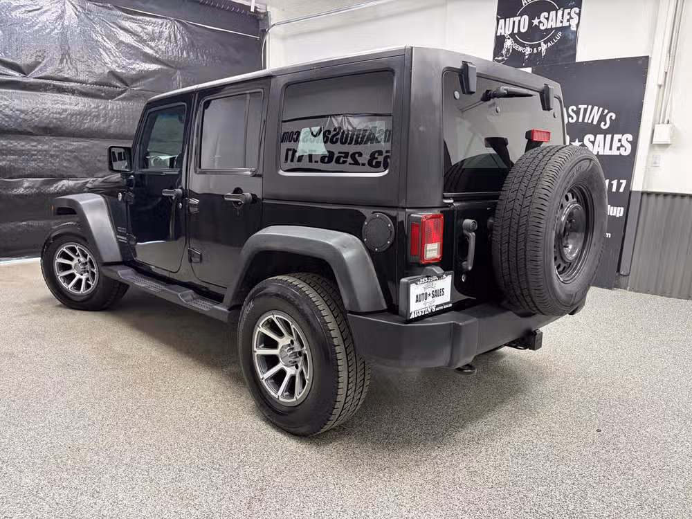 2011 Jeep Wrangler Unlimited Sport Image 8