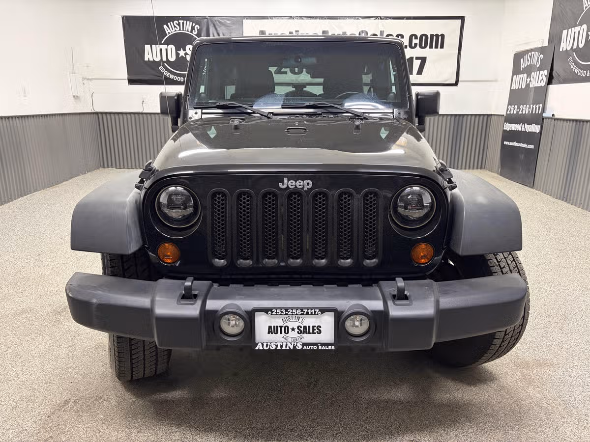 2011 Jeep Wrangler Unlimited Sport Image 5