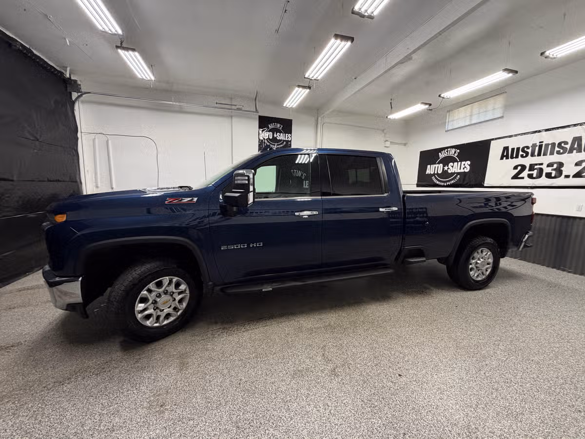 2021 Chevrolet Silverado 2500HD LTZ Crew Cab Image 7