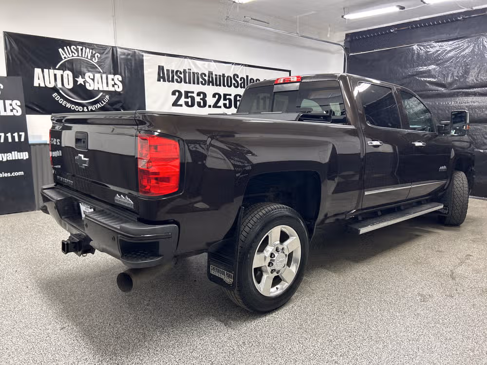 2018 Chevrolet Silverado 2500HD High Country Crew Cab Image 6