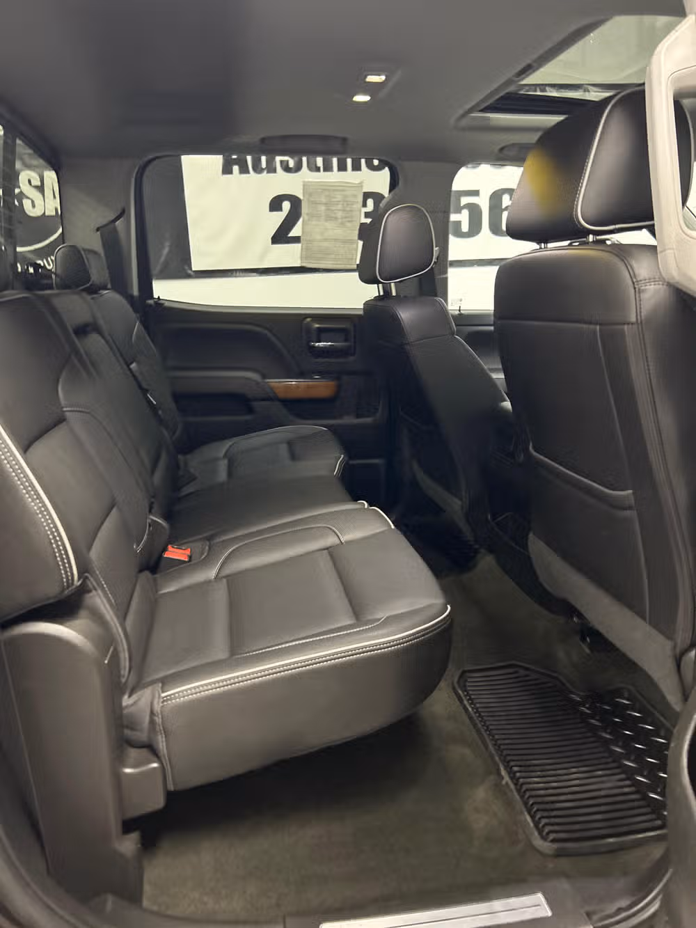 2018 Chevrolet Silverado 2500HD High Country Crew Cab Image 12