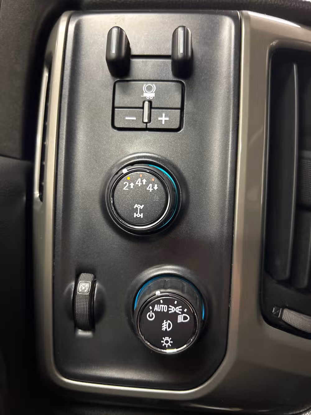 2018 Chevrolet Silverado 2500HD High Country Crew Cab Image 14