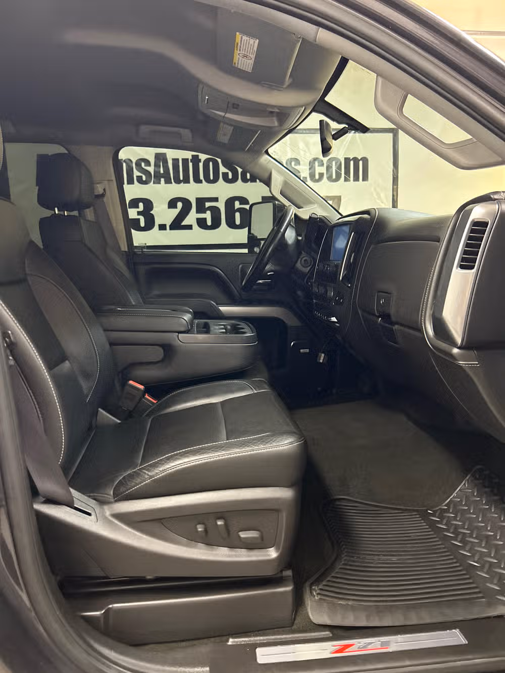 2016 Chevrolet Silverado 2500HD LTZ Crew Cab Image 13